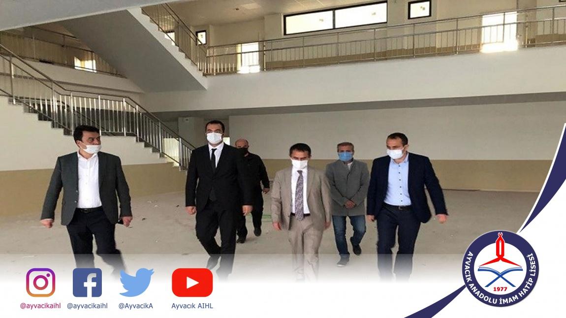 Vali İlhami AKTAŞ, Ayvacık Mehmet Akif Ersoy Mesleki Teknik Anadolu Lisesinde İncelemelerde Bulundu