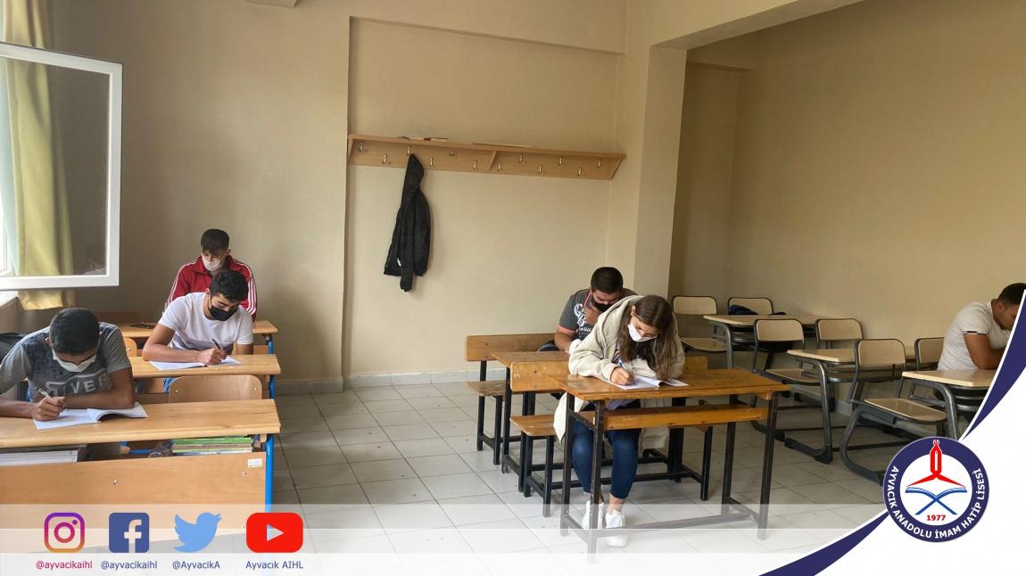 12.Sınıf Öğrencilerine Yönelik Deneme Sınavı Gerçekleştirildi
