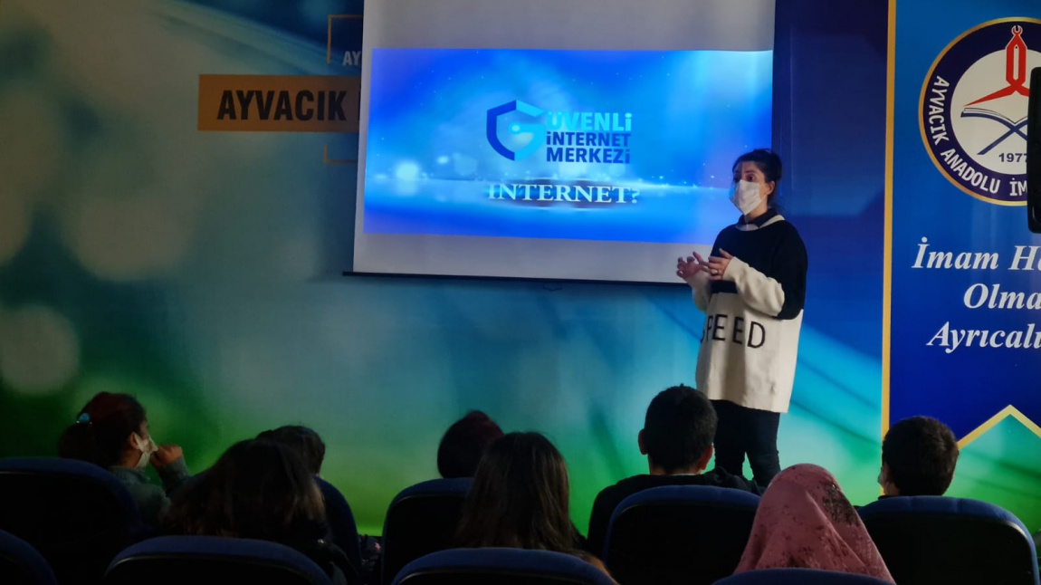 Güvenli İnternet Kullanımı Öğrenci Eğitimlerimiz